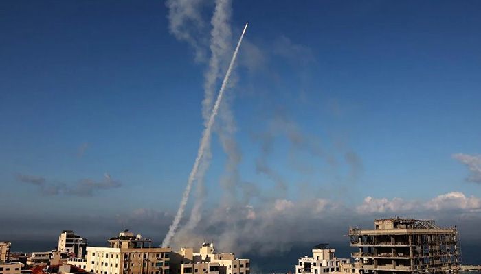  The armed wing of Hamas declared it has begun "Operation Al-Aqsa Flood" and said it has fired over 5,000 rockets in the "first strike of 20 minutes || Photo: Collected 