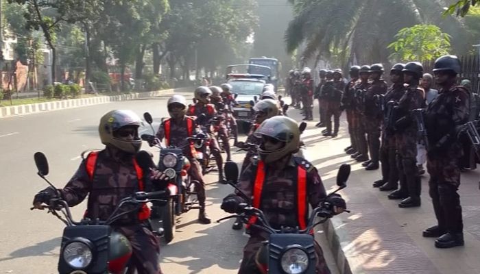 27 Platoons BGB Deployed In Dhaka
