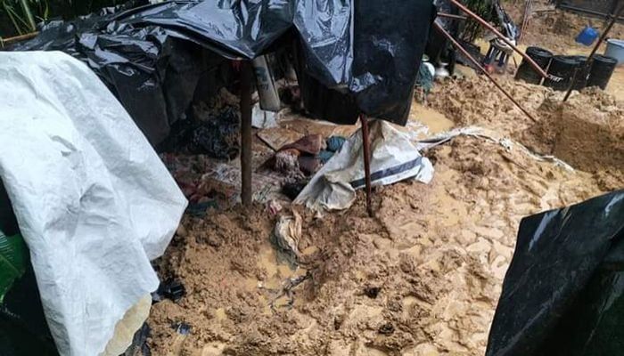 4 Killed In Teknaf Mud Wall Collapse