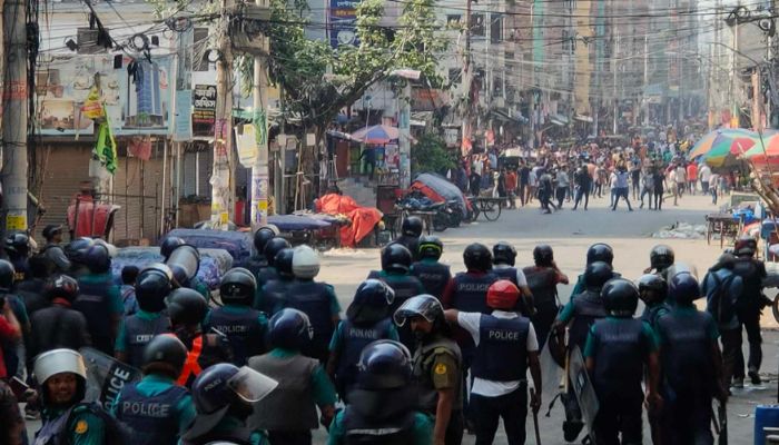 Police-RMG Workers Clash: 25 Injured In Capital