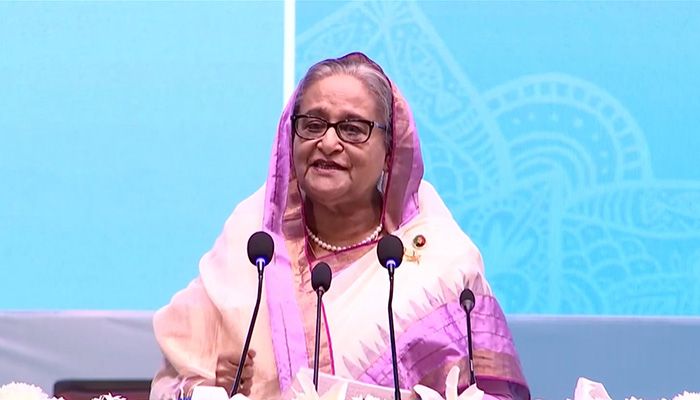 PM Regrets Not Having Female Chief Justice