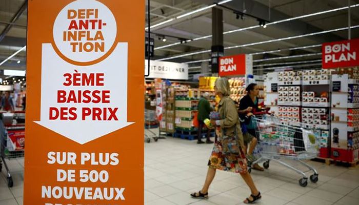 French Economy Contracts In Q3, Inflation Eases Further