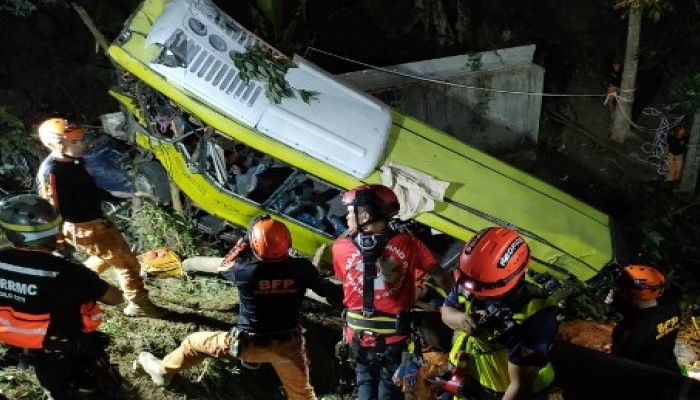 17 Killed In Philippines Bus Crash