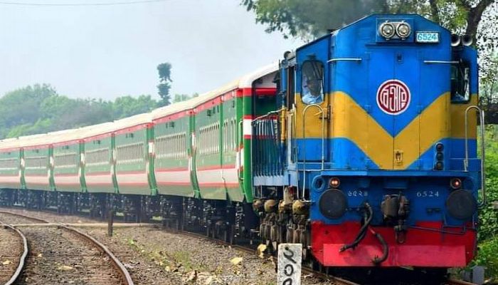 Railway Suspends Journeys of 32 Trains
