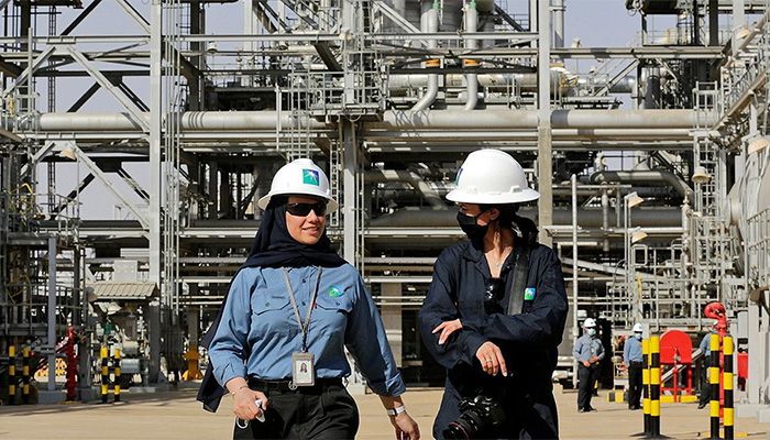 Saudi Aramco Halts Plan To Raise Production Capacity