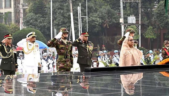 PM Pays Tribute To Armed Forces Martyrs