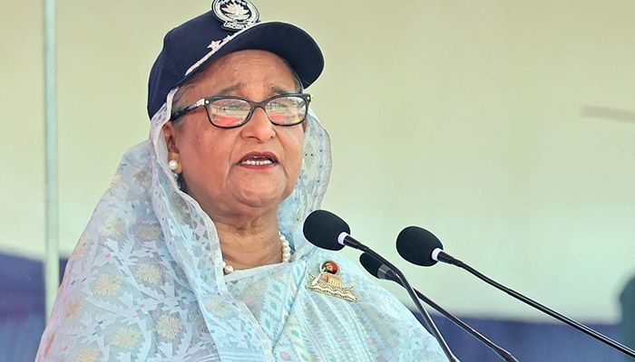 PM Asks Police To Serve People, Control Terrorism 