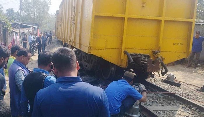 Rail Communication At Parbatipur-Rangpur Route Disrupted