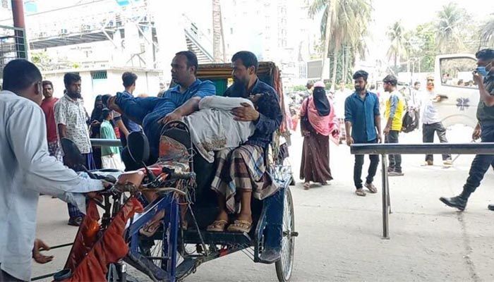 3 Killed As Bus Runs Over Auto-Rickshaw In Mymensingh