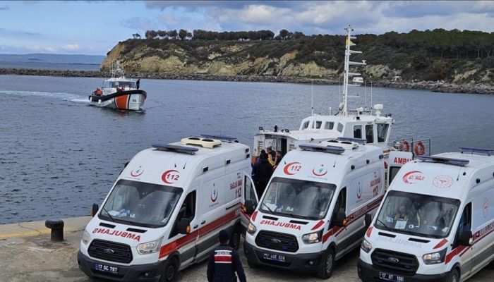 Boat Carrying Migrants Sinks Off Northwestern Türkiye, Killing 22