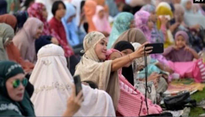 Muslims To Mark With Eid Celebration Amid Hunger In Gaza
