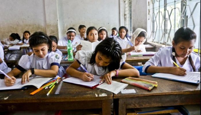 HC Orders Schools, Madrasas Closure Till Thursday