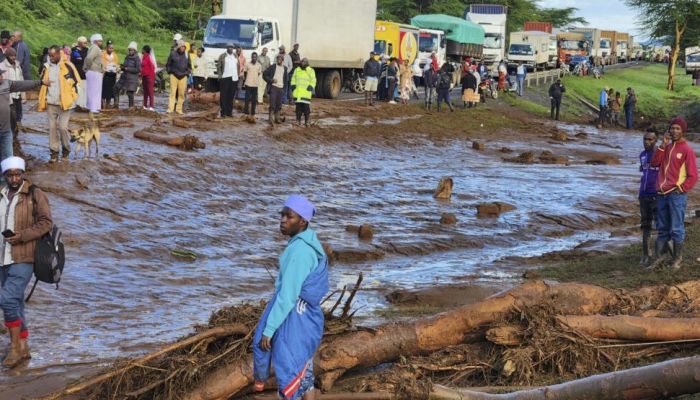 Kenya Dam Bursts, Killing At Least 42