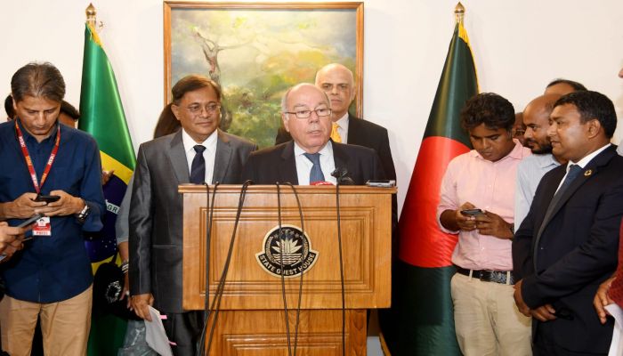 Bangladesh Foreign Minister Dr Hasan Mahmud And Brazilian Foreign Minister Mauro Vieira. Photo: Collected 