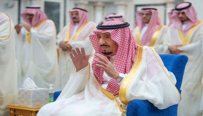 Saudi Arabia's King, Crown Prince Perform Eid-ul-Fitr Prayers
