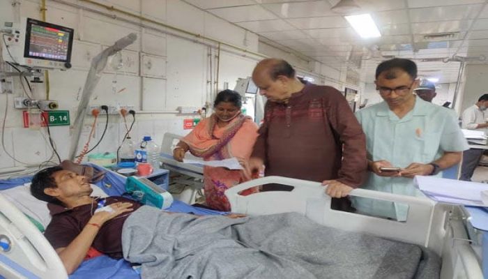 Health Minister Visits City Hospitals Ahead Of Eid Vacation
