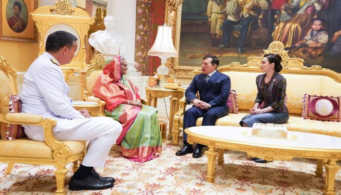 Prime Minister Sheikh Hasina Pays Courtesy Call On Thai King & Queen. Photo: Collected 