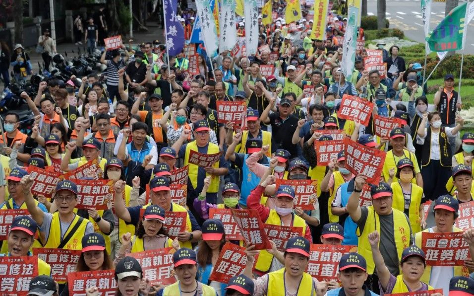Photos: May Day Rallies Across Asia 