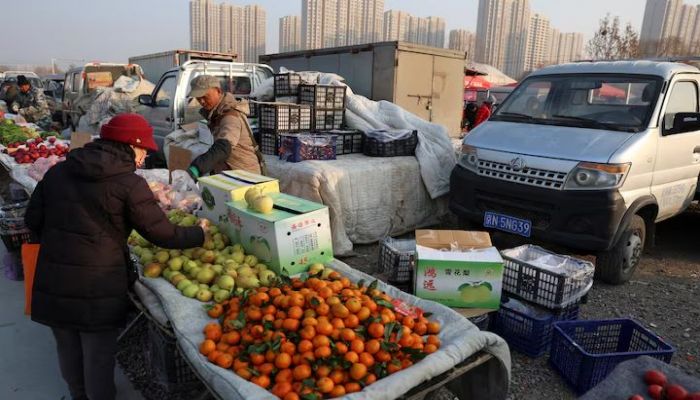 China's Consumer Prices Rise For Third Month, Factory Deflation Persists