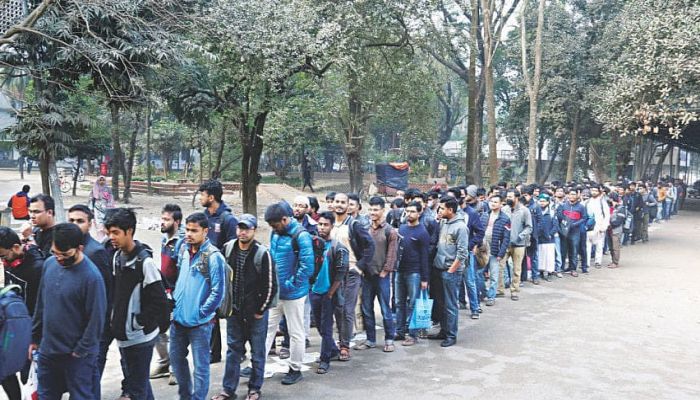 DU Planning To Introduce Smart Card System For Entering Library 