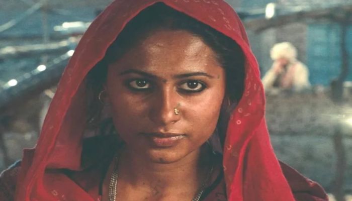 India’s First Crowd-Funded Film Manthan At Cannes Festival