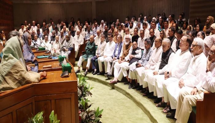 PM Asks Ministers, MPs To Work For Fair Upazila Polls