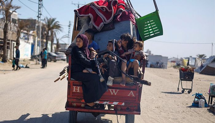 More Than 1,00,000 Flee Rafah