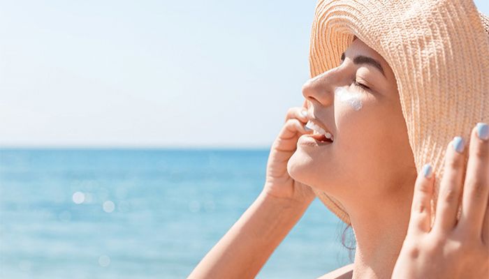 Sun-Smart Skincare: Essential Tips for Summer Glow