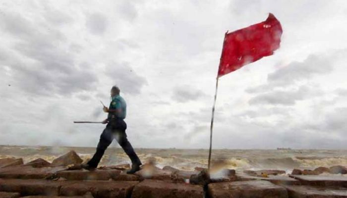 Low Pressure Over Bay: Maritime Ports Advises To Hoist Signal 3